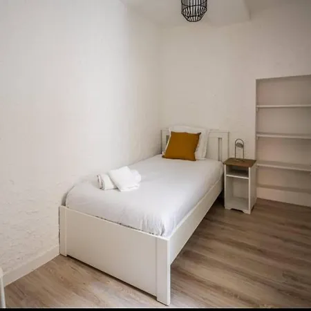 Apartment Au Pied Des Remparts-cite Medievale Carcassonne