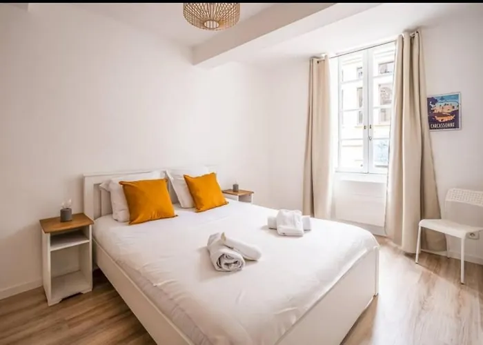 Au Pied Des Remparts-cite Medievale Appartement