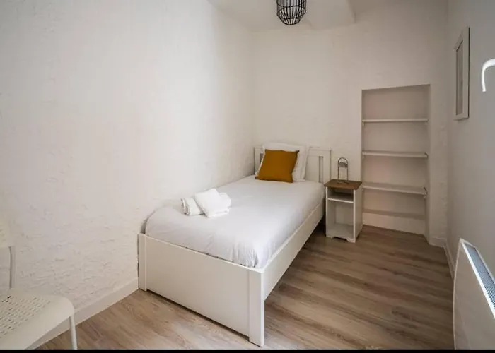 Apartament Au Pied Des Remparts-cite Medievale Carcassonne